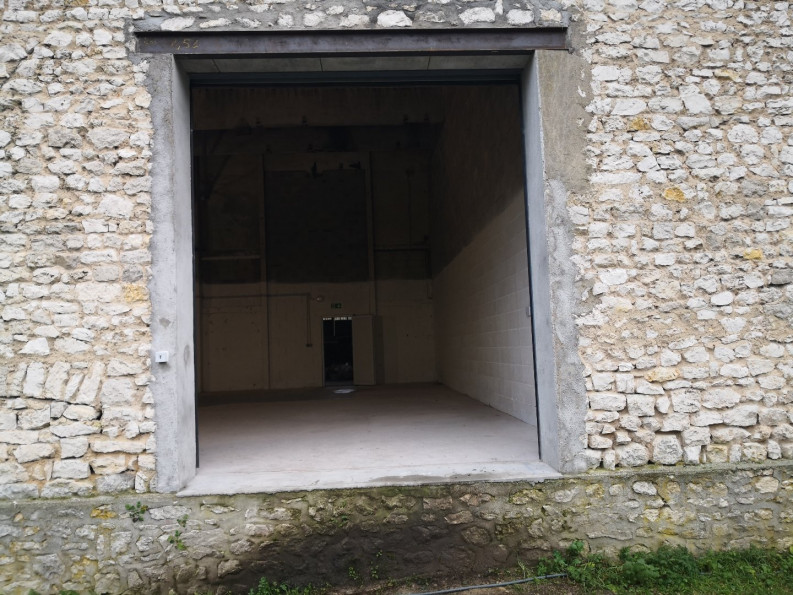 vente Locaux d'activité Montargis - Photo 7