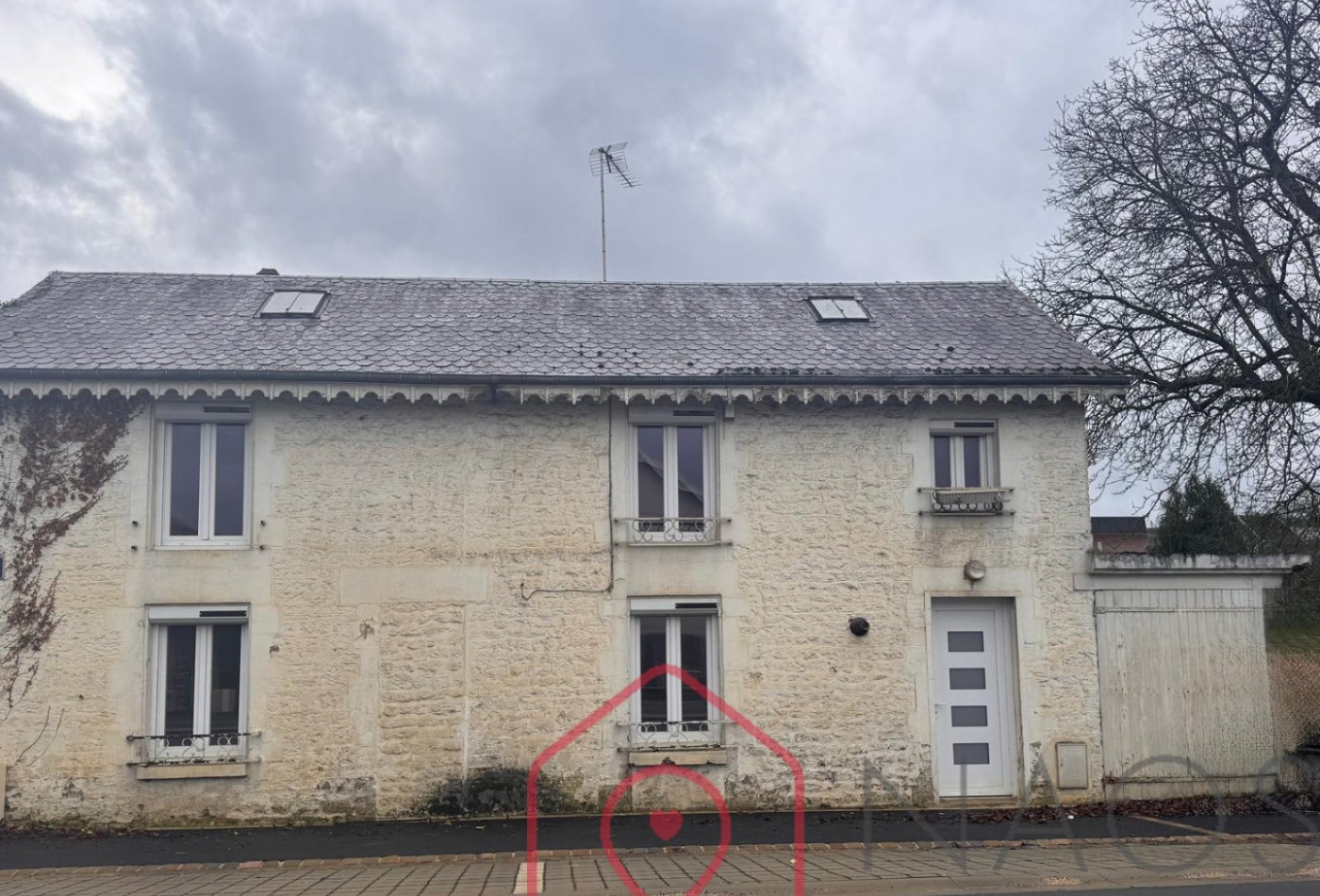 vente Maison Remilly Aillicourt - Photo 1