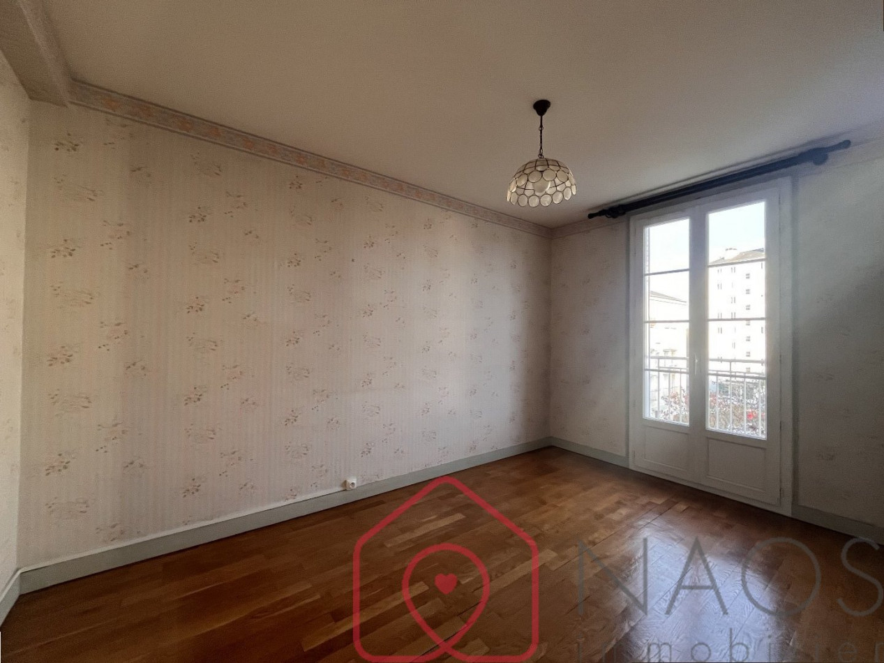 vente Appartement à rénover Bourges - Photo 2
