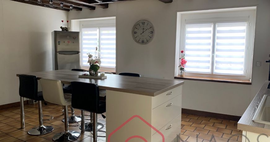 vente Longere Puiseaux