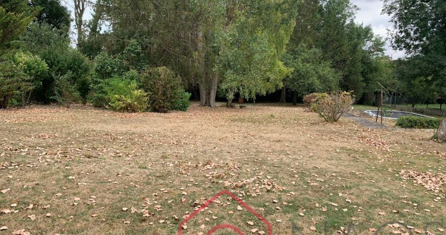 vente Longere Puiseaux