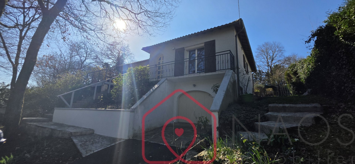 vente Maison et dépendances Biard - Photo 1