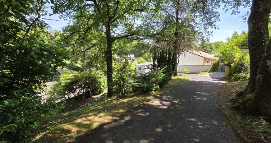 vente Maison et dépendances Biard