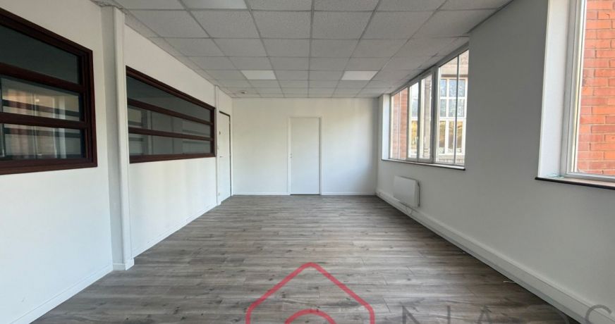 vente Locaux d'activité Floing