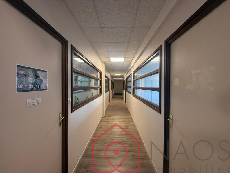 vente Locaux d'activité Floing - Photo 1