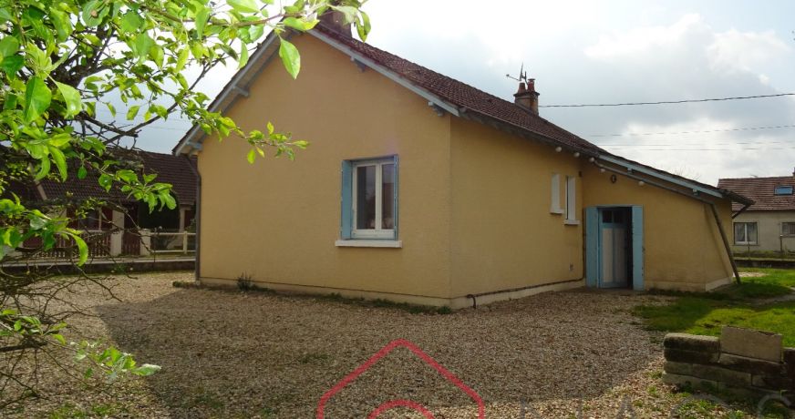 vente Maison de village Souesmes