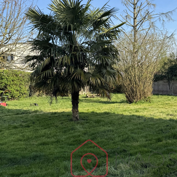 vente Ensemble immobilier Retiers - Photo 1