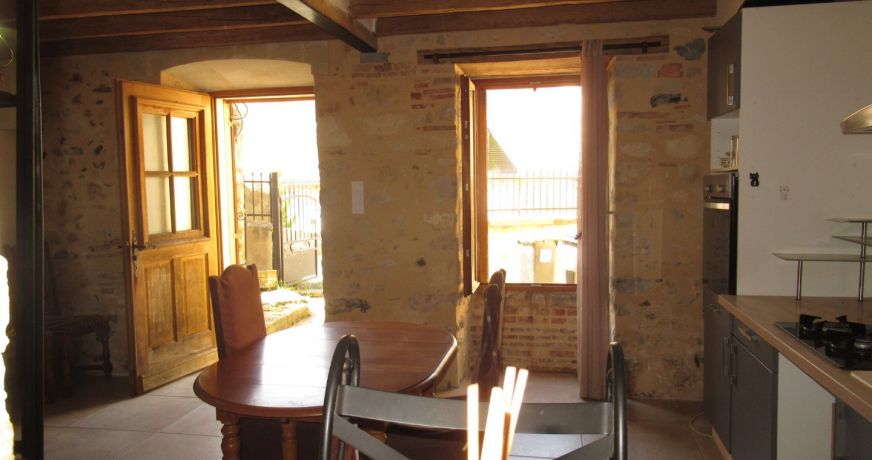 vente Maison de village Avoise