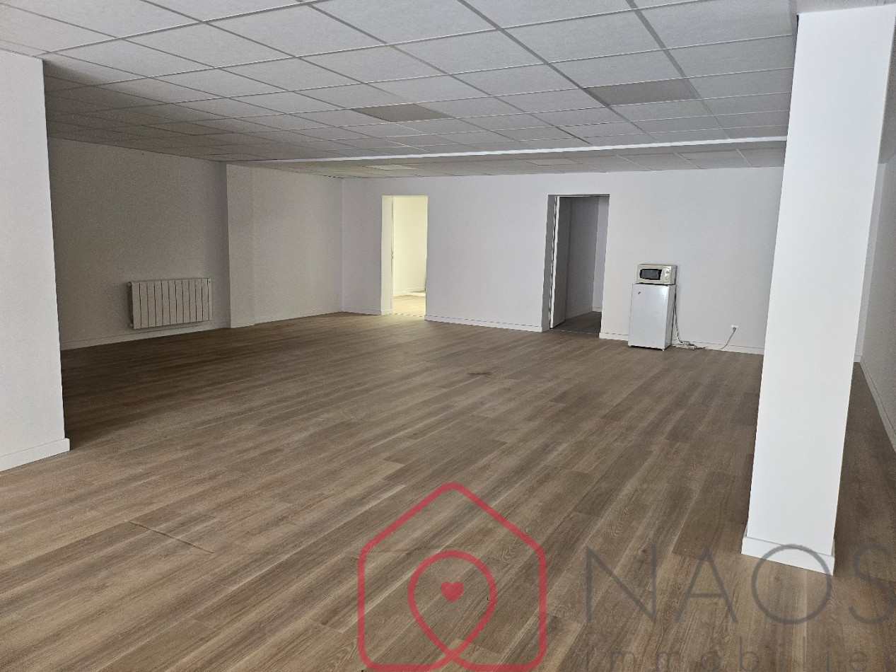 vente Local commercial Eu - Photo 2