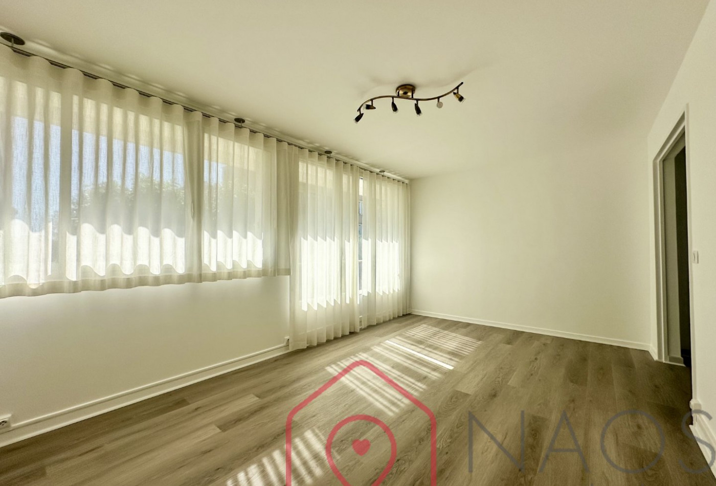 vente Appartement Le Plessis Robinson - Photo 2