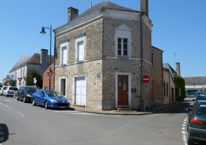 vente Maison de village Parce Sur Sarthe