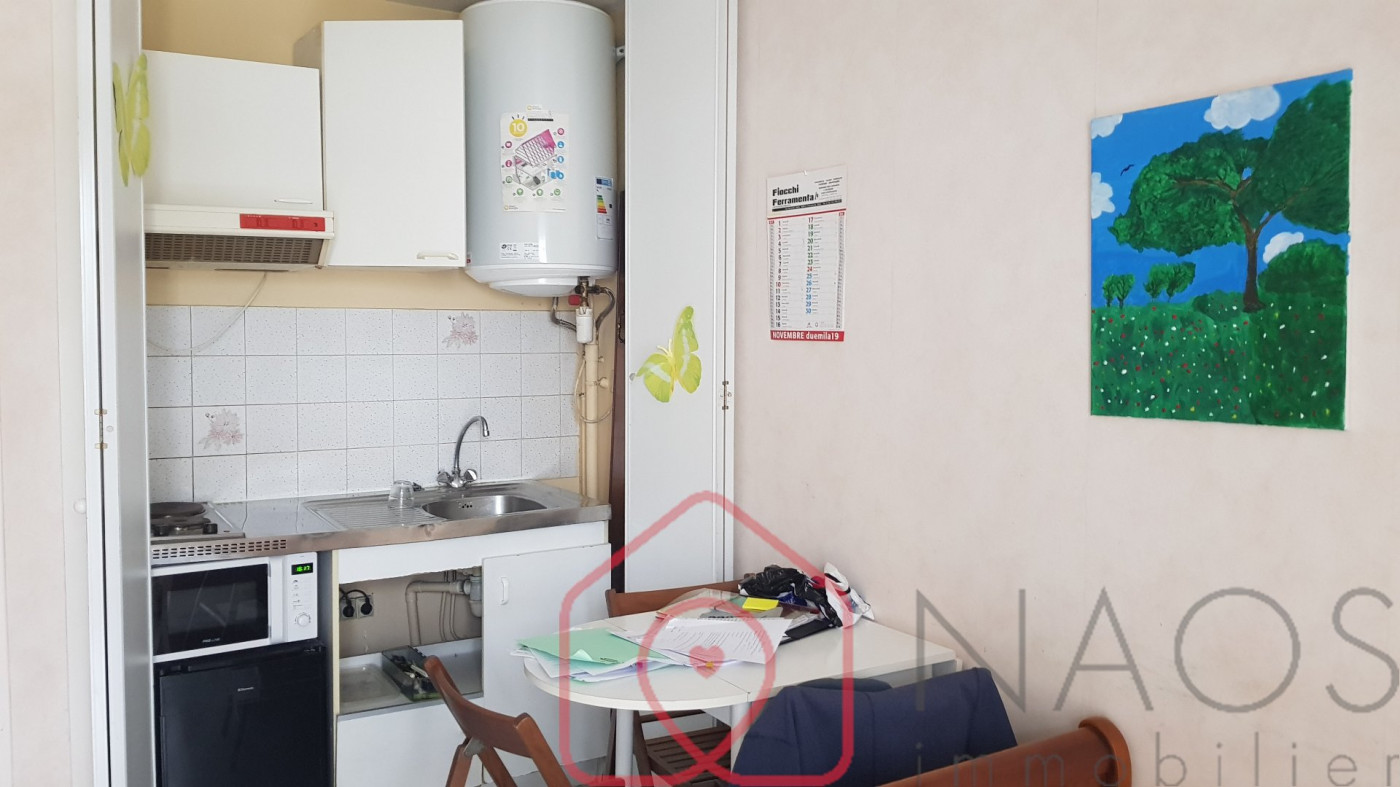 vente Studio Courbevoie - Photo 2