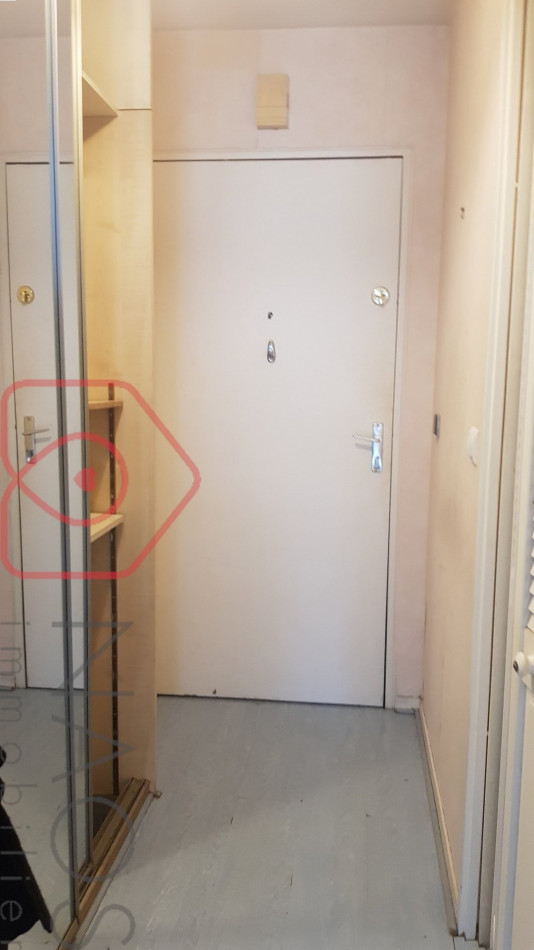vente Studio Courbevoie - Photo 4