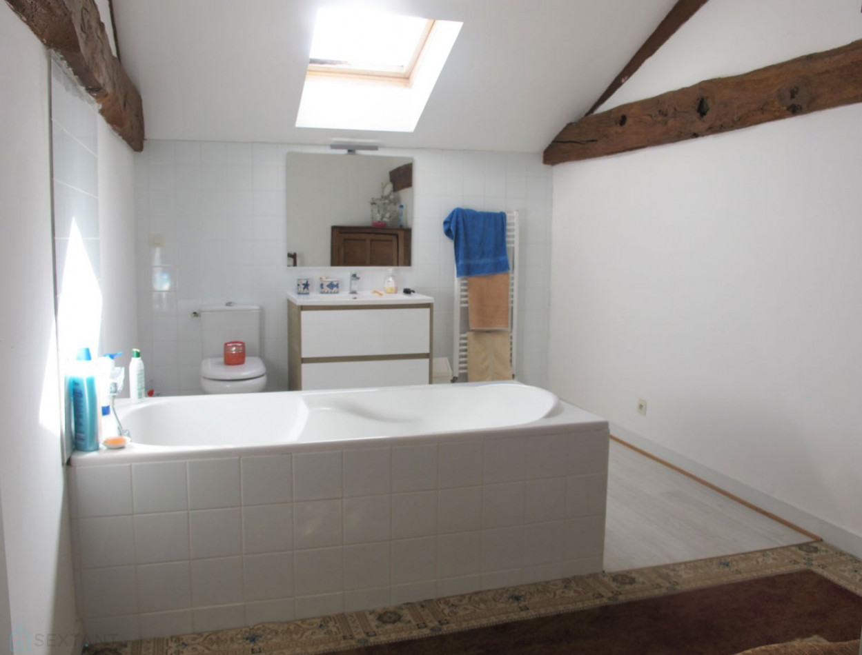 vente Corps de ferme Luchapt - Photo 12