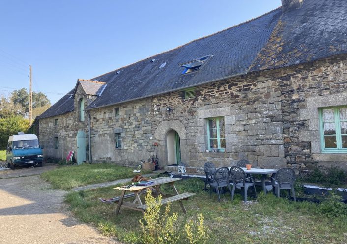 vente Corps de ferme Mur De Bretagne