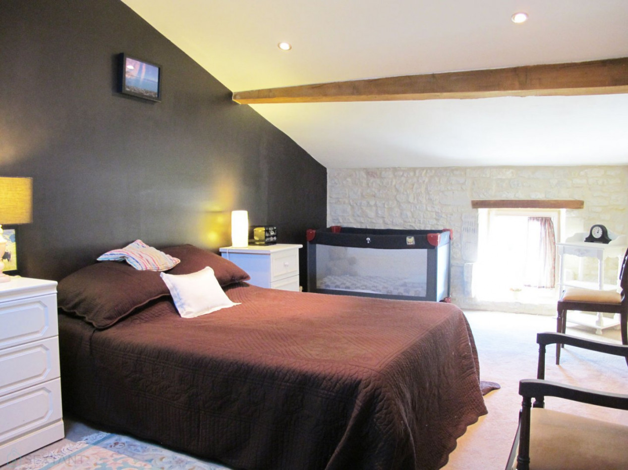 vente Maison de caractère Saint Jean D'angely - Photo 11