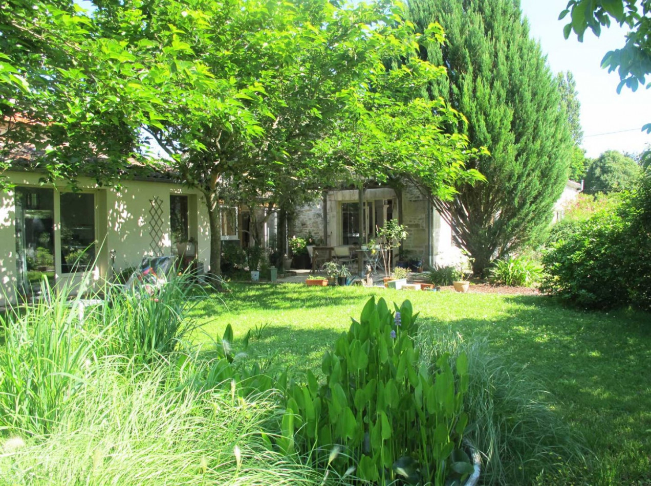 vente Maison de caractère Saint Jean D'angely - Photo 3