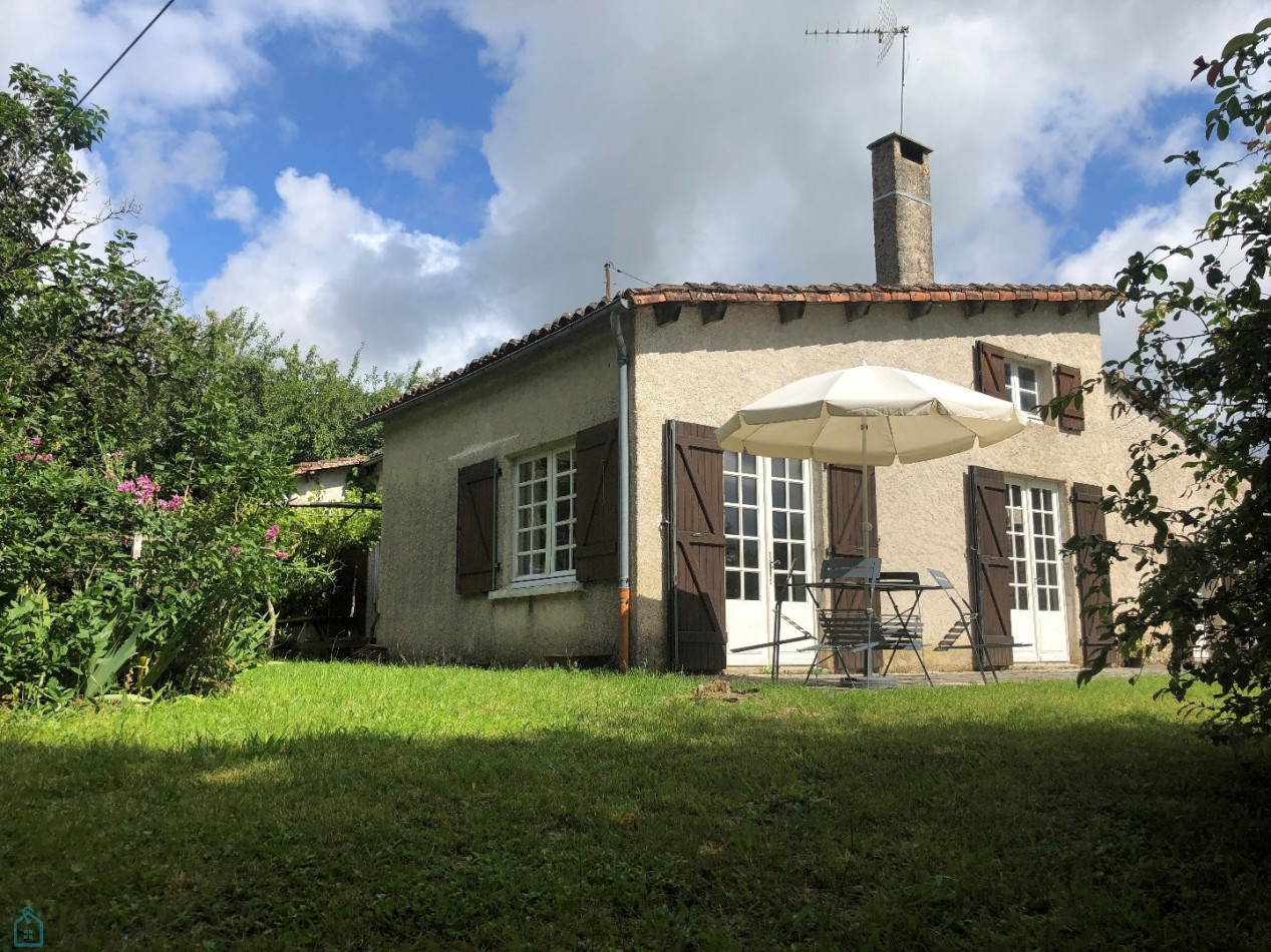 vente Maison de campagne Luchapt - Photo 2