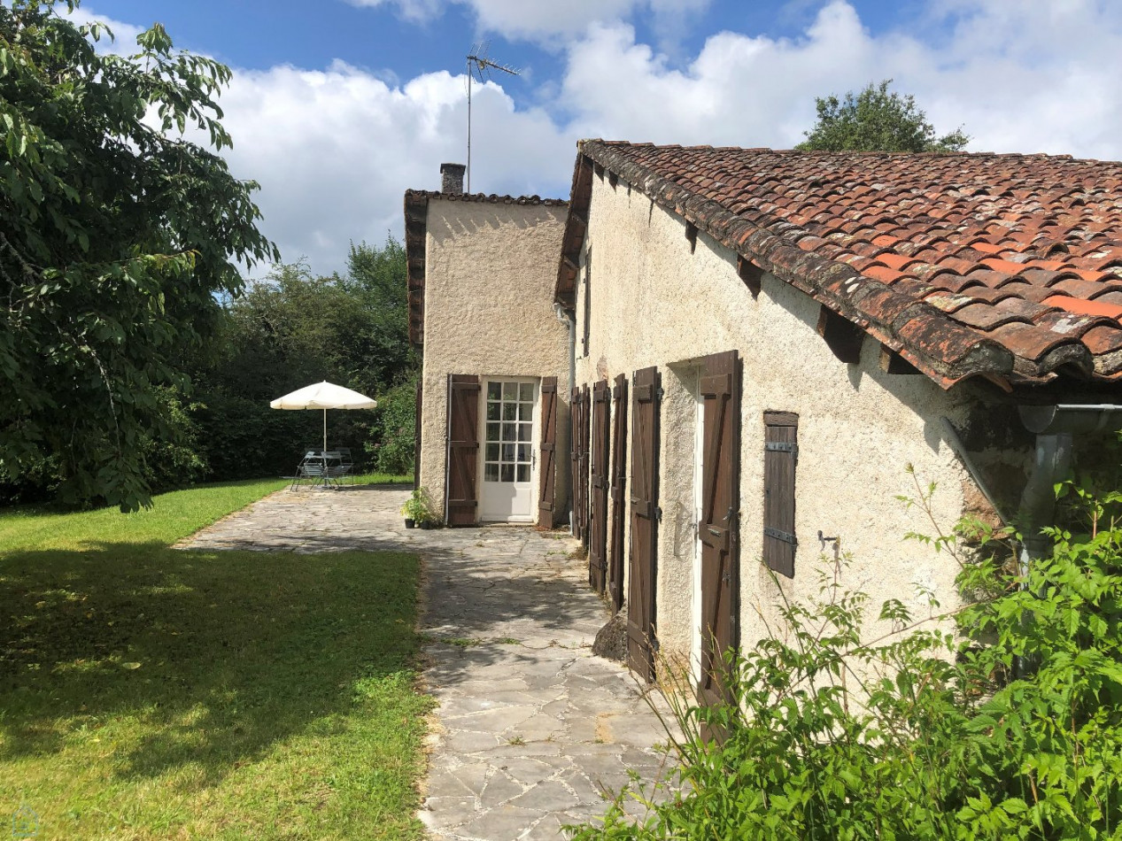 vente Maison de campagne Luchapt - Photo 3