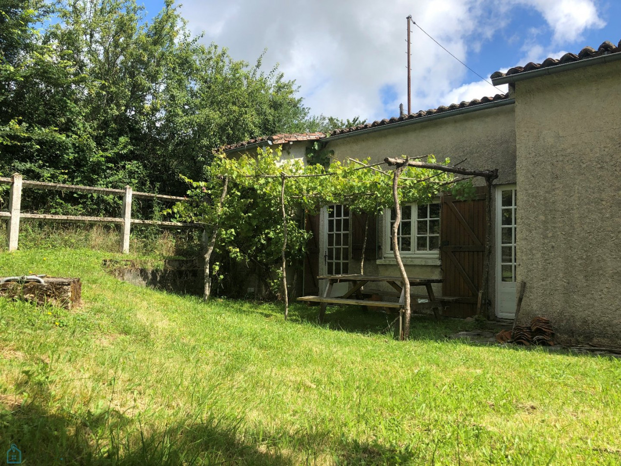 vente Maison de campagne Luchapt - Photo 4