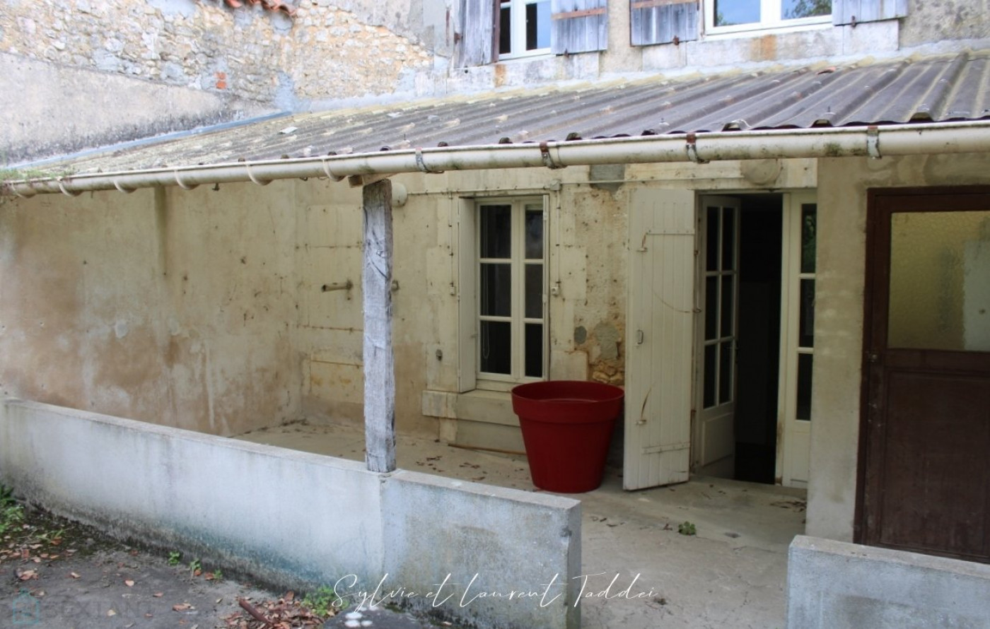 vente Maison à rénover Baignes Sainte Radegonde - Photo 2
