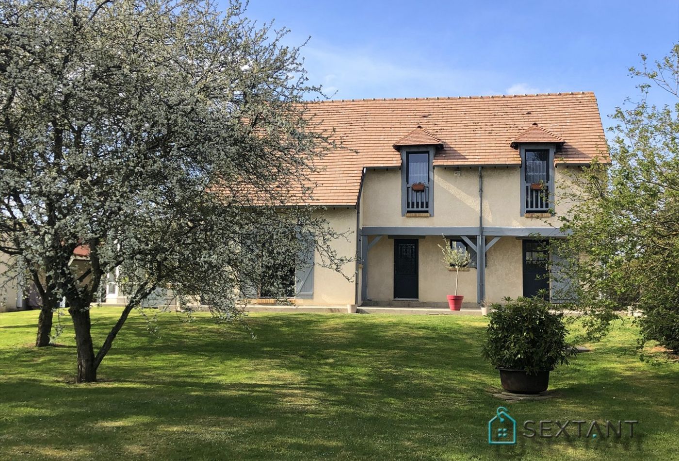 Vente maison Saint julien de la liegue, 145m² 1817m² 6 pièces 281 000€ Vente maison Saint julien de la liegue, 145m² 1817m² 6 pièces 281 000€