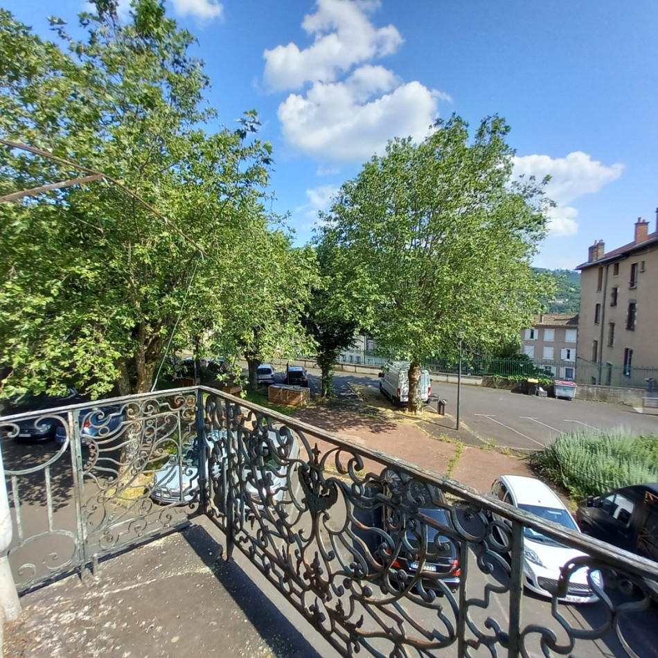 vente Immeuble Thiers - Photo 8