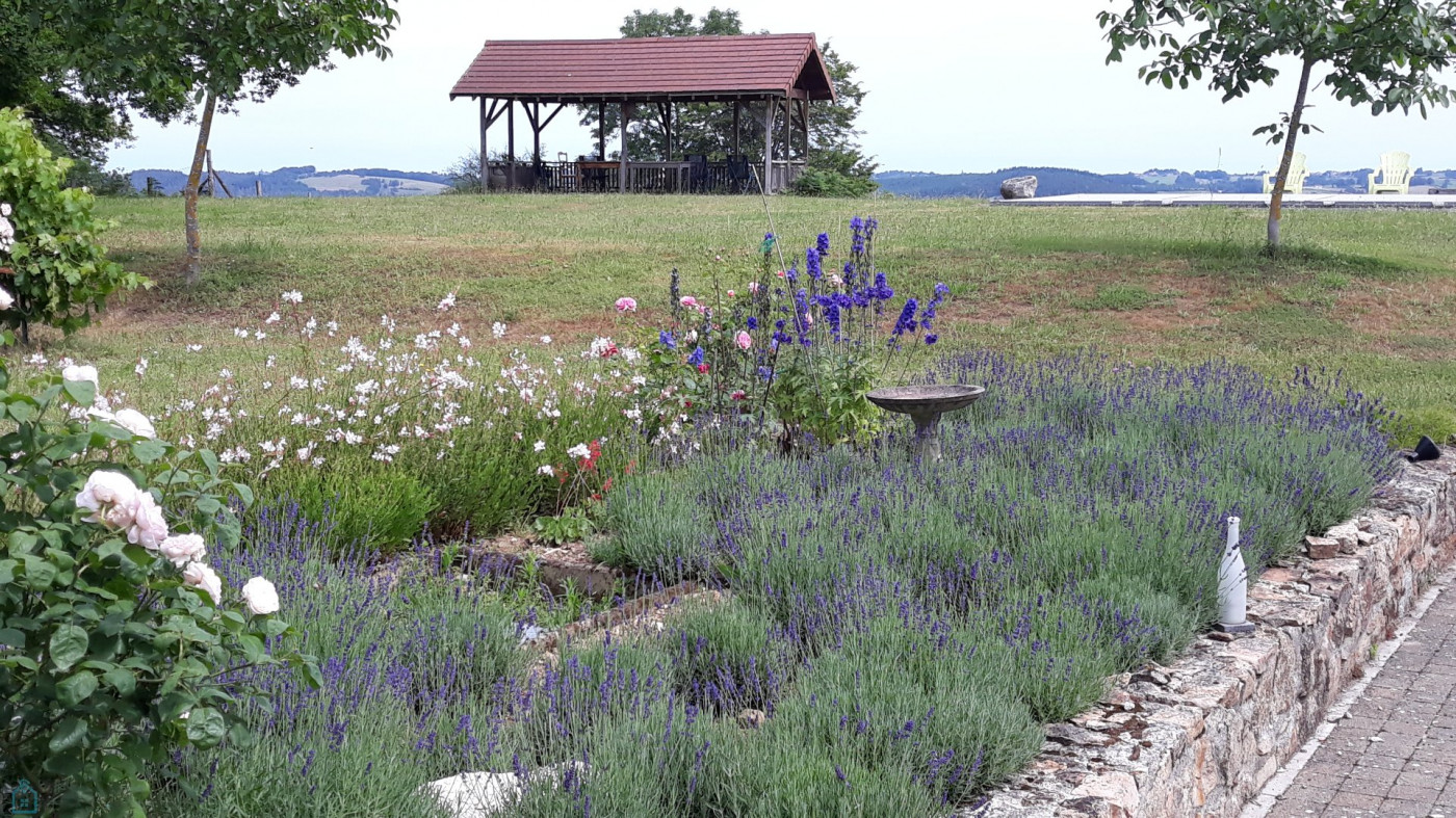 vente Demeure de ville et village Busset - Photo 13