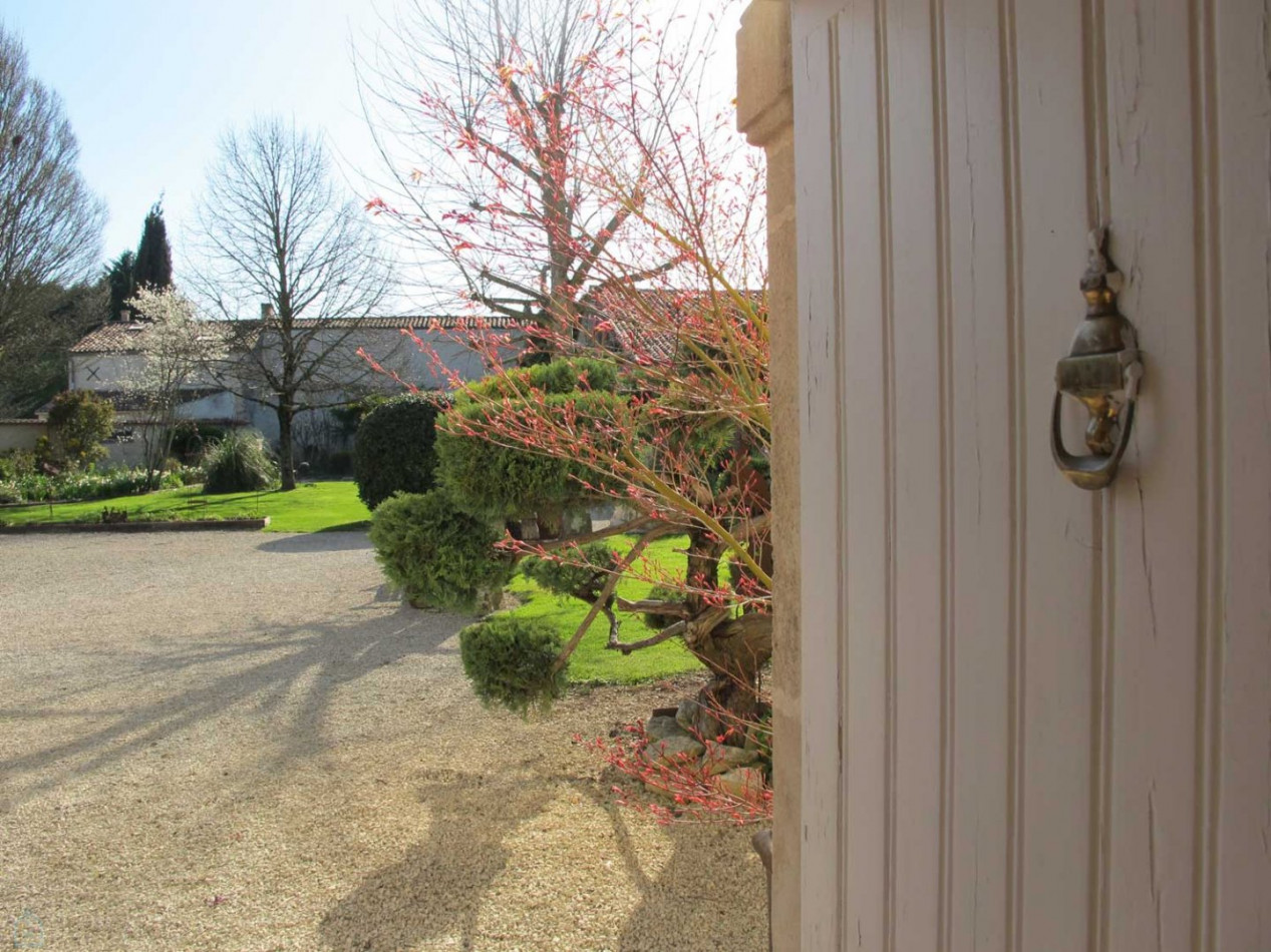 vente Propriété Saint Jean D'angely - Photo 5