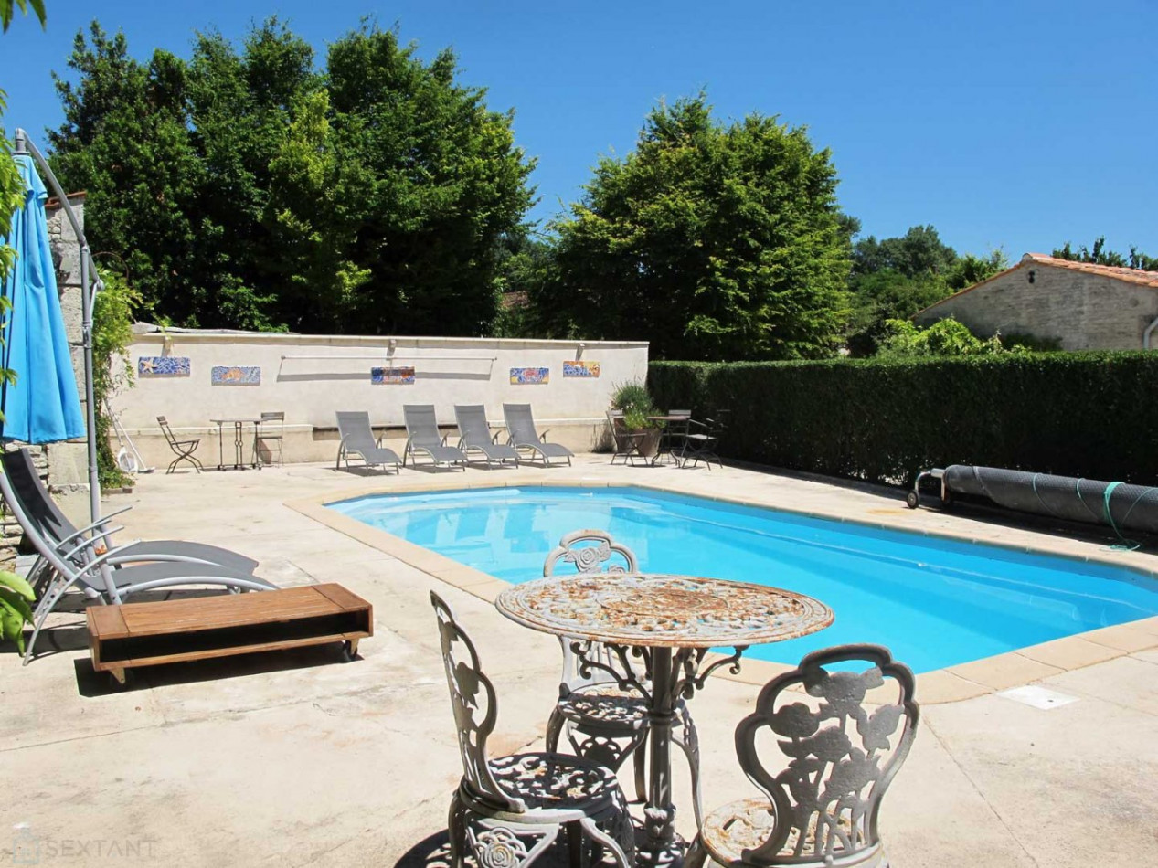 vente Propriété Saint Jean D'angely - Photo 3