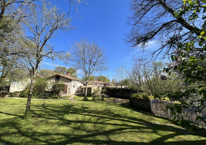 vente Corps de ferme Saint Maixent L'ecole