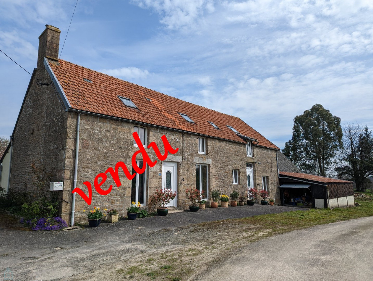 vente Maison de campagne Saint Georges De Reintembault - Photo 1