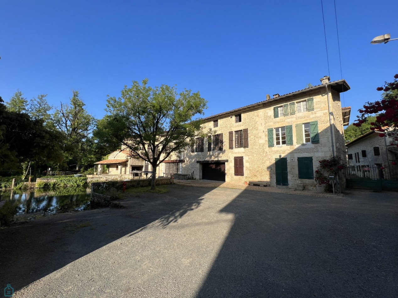 vente Propriété pied dans l'eau La Creche - Photo 9