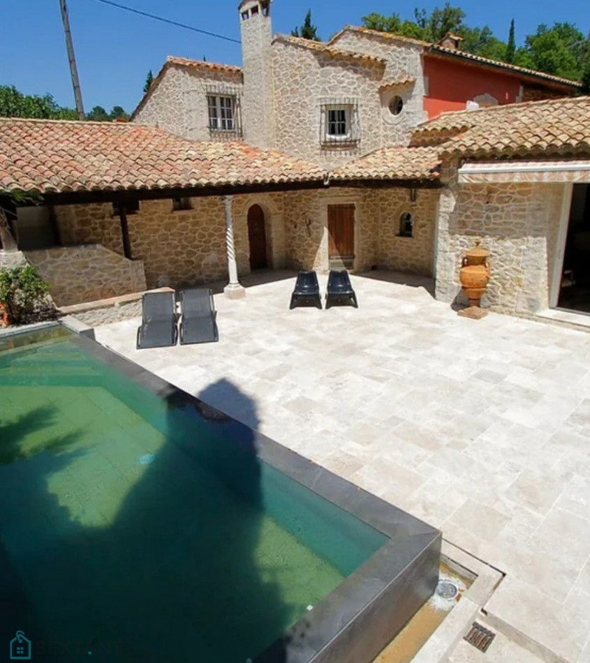 vente Bastide Plan De La Tour - Photo 1