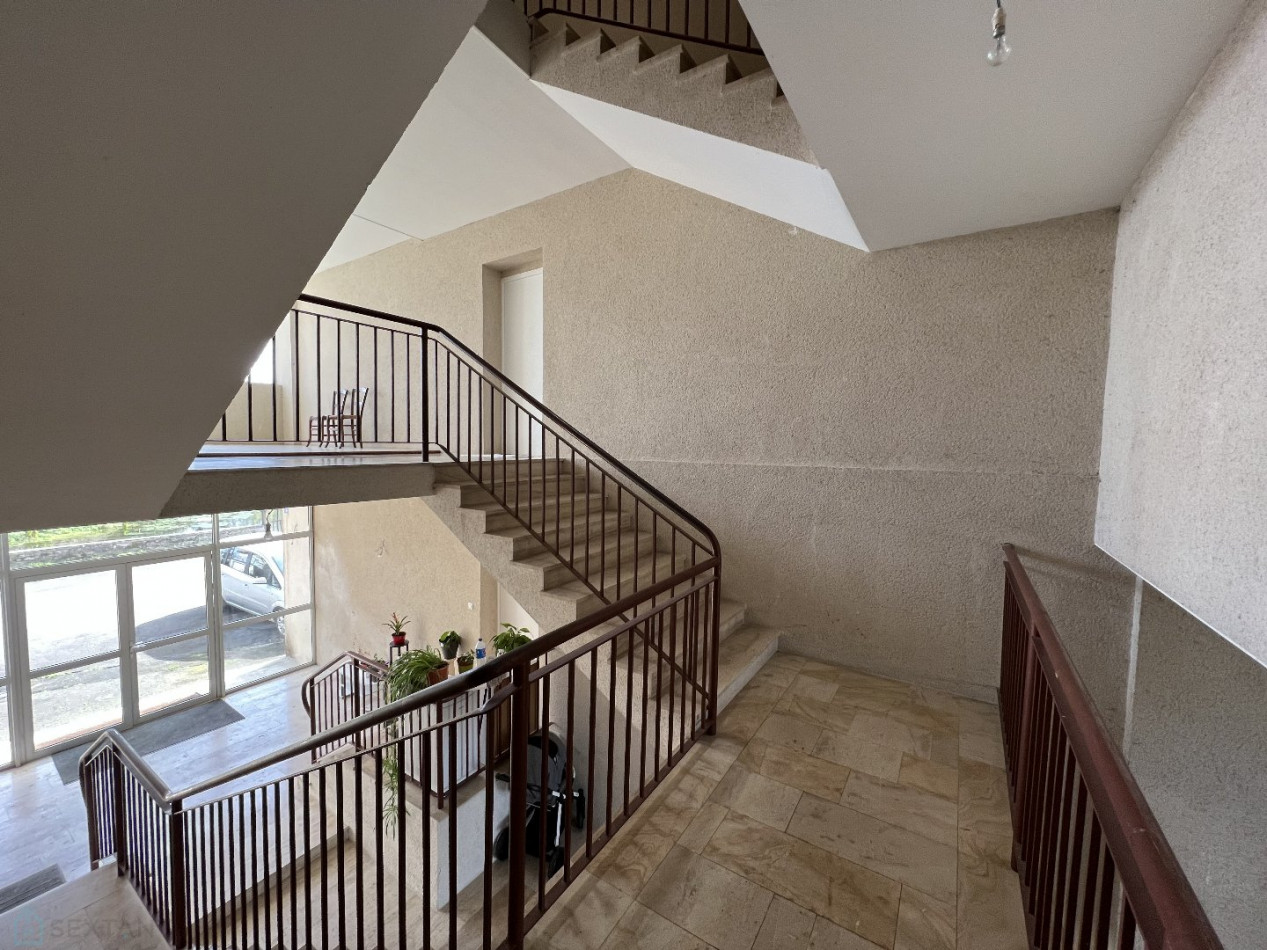 vente Immeuble de rapport Pamproux - Photo 6