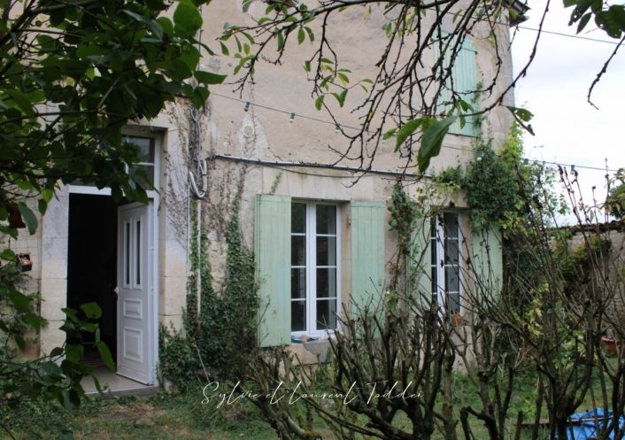vente Maison de village Leoville