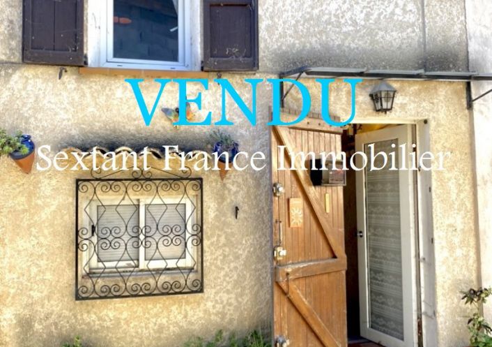 vente Maison de village Estoublon