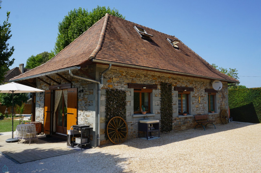 vente Maison en pierre Saint Front La Riviere