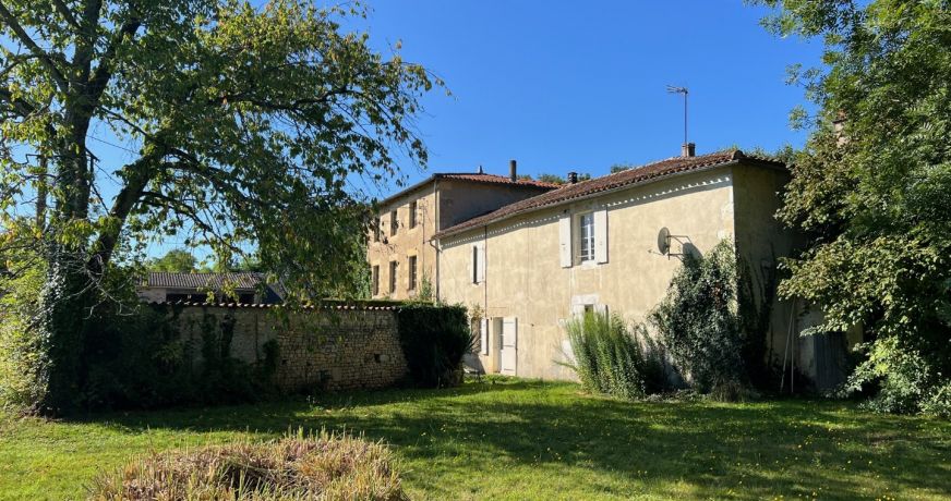 vente Propriété pied dans l'eau Saint Maixent L'ecole