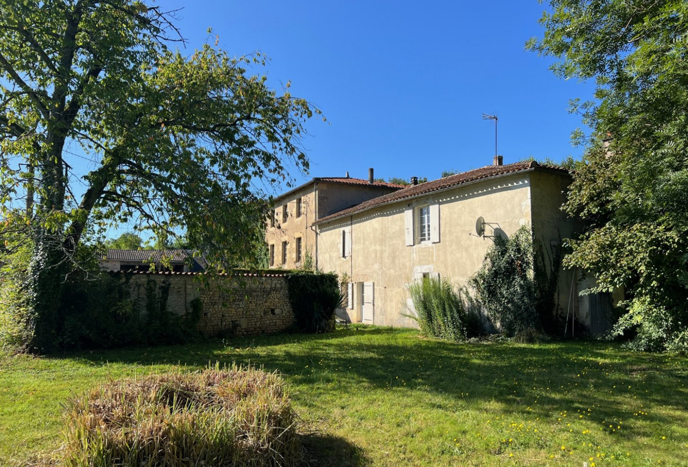vente Propriété pied dans l'eau Saint Maixent L'ecole - Photo 2