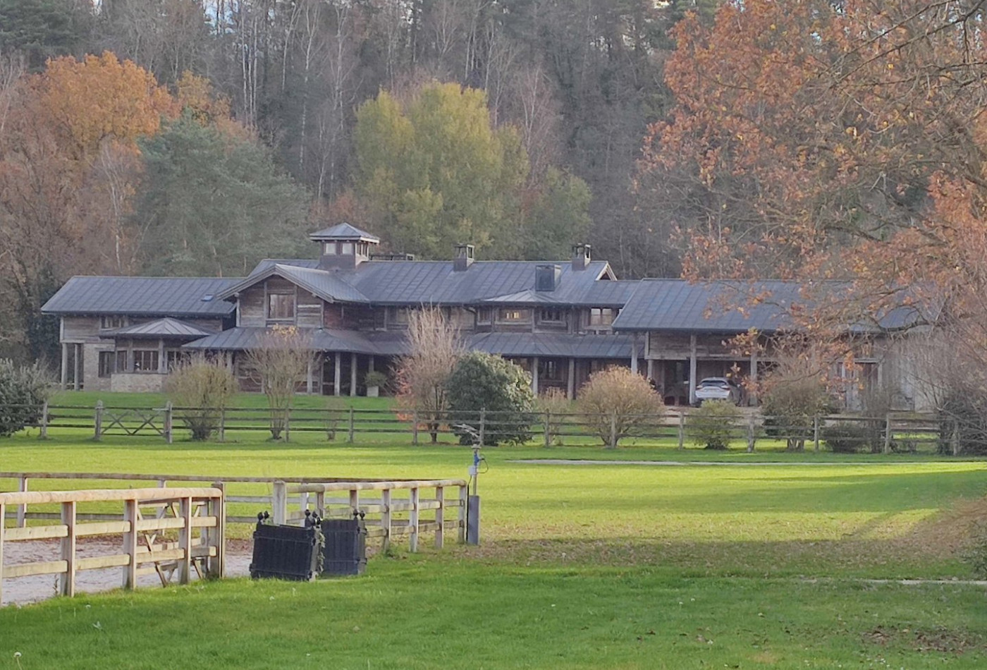 vente Haras / equestre Fontainebleau - Photo 1