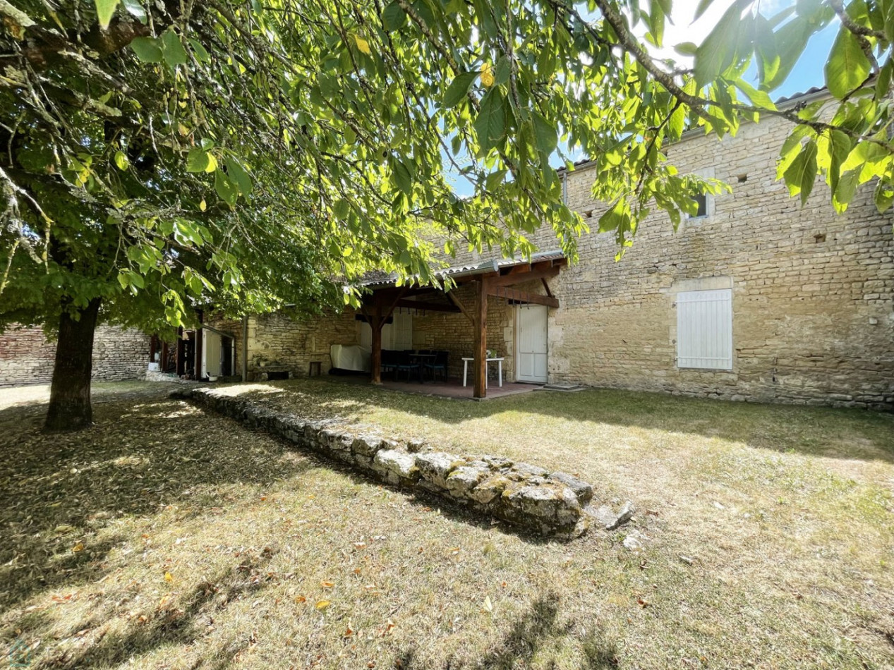 vente Maison individuelle Rouillac - Photo 3