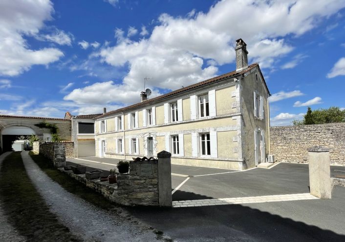 vente Maison individuelle Rouillac