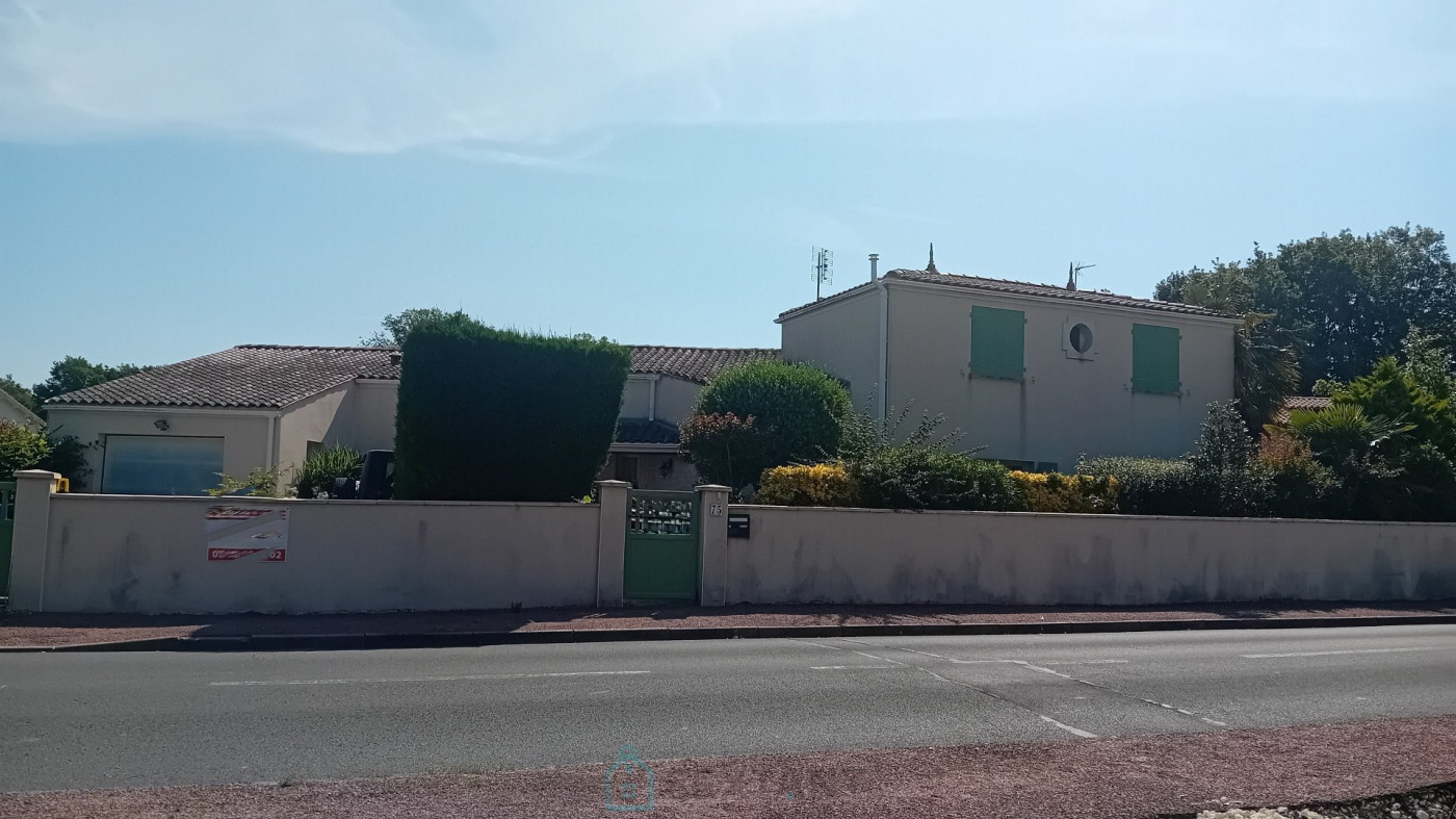 vente Maison individuelle Royan - Photo 1