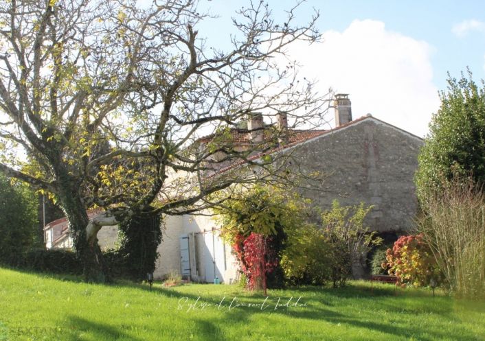 vente Maison en pierre Meschers Sur Gironde