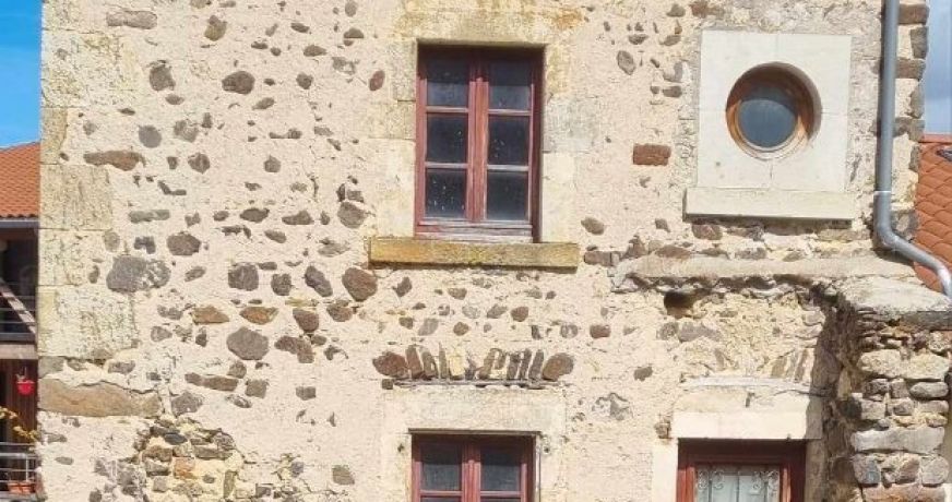 vente Maison de village Saint Julien De Coppel