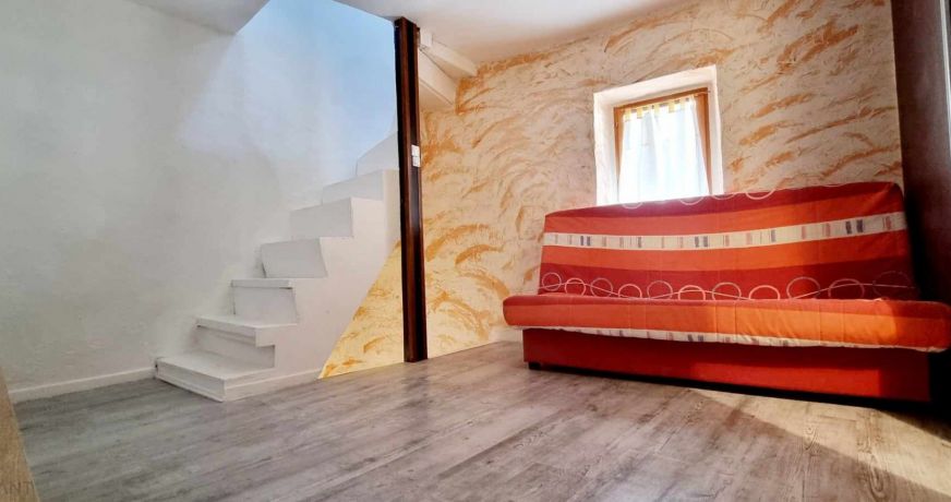 vente Maison de village Mirefleurs