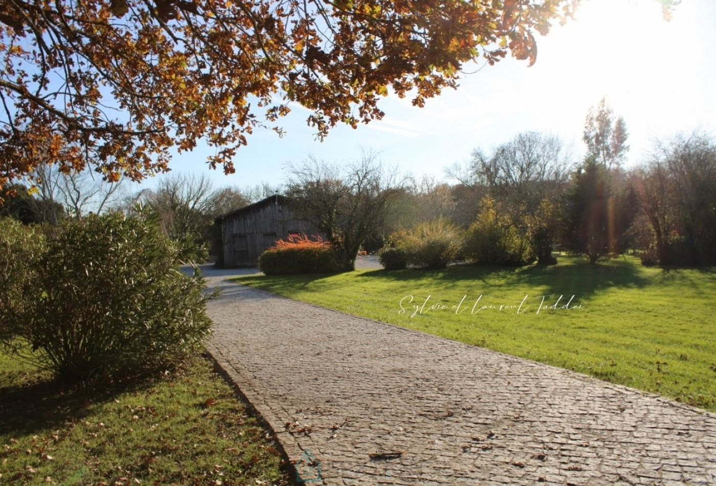 vente Maison de maître Montguyon - Photo 2