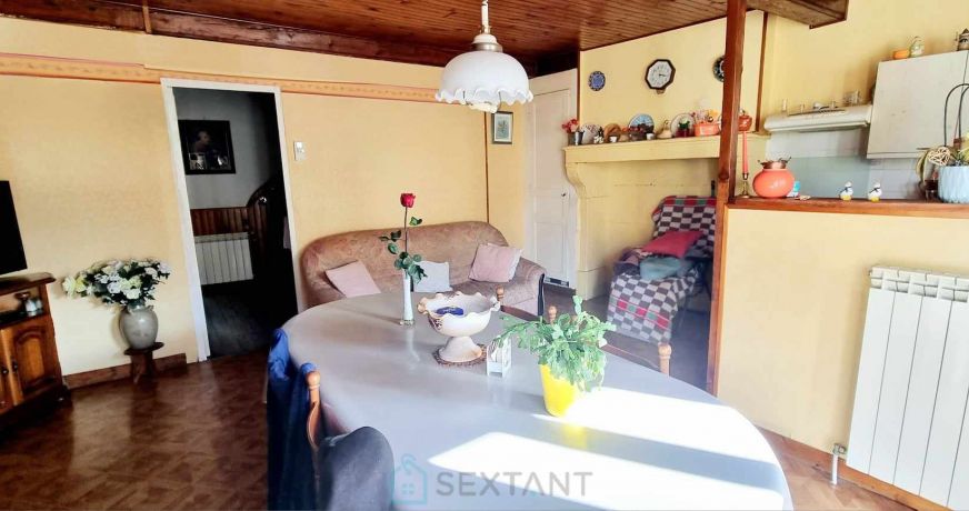 vente Maison de village Mirefleurs