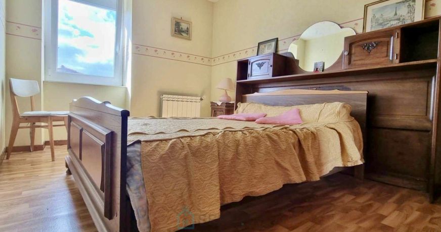 vente Maison de village Mirefleurs